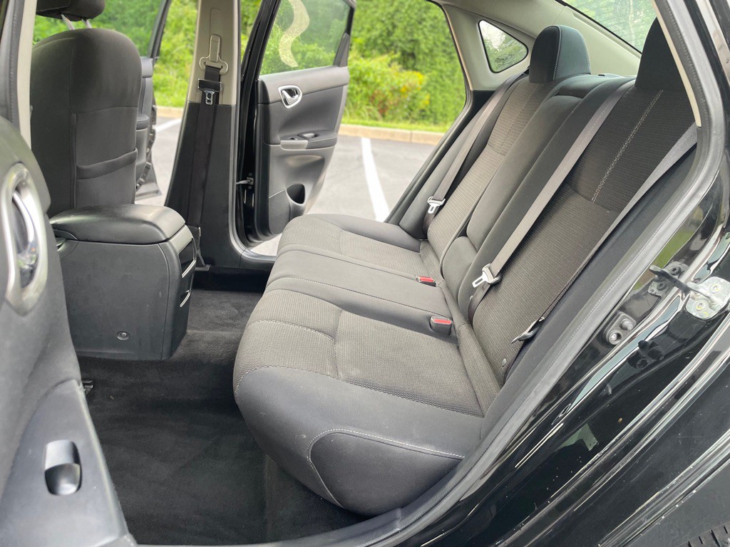 2015 Nissan Sentra Image 22