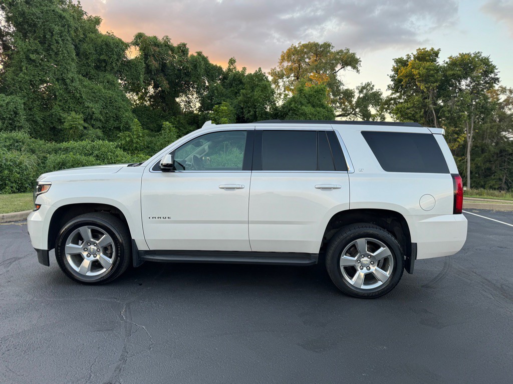 2017 Chevrolet Tahoe Image 3