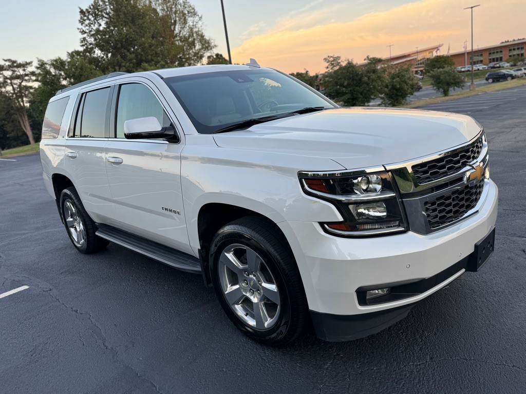 2017 Chevrolet Tahoe Image 4