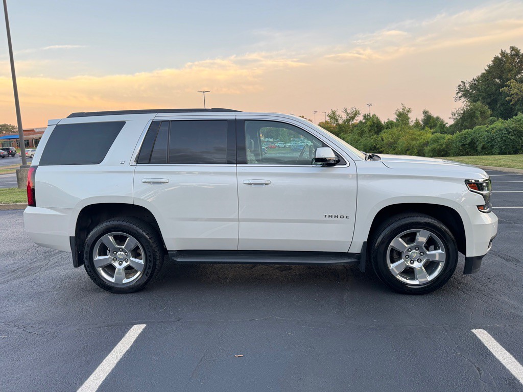 2017 Chevrolet Tahoe Image 6