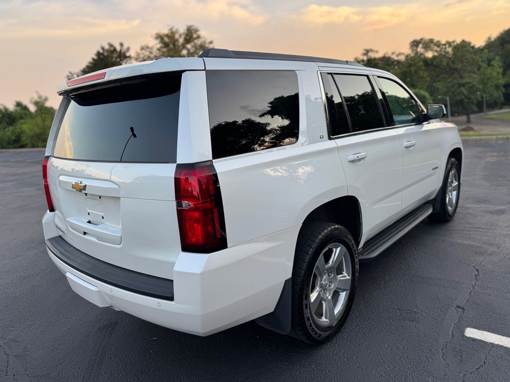 2017 Chevrolet Tahoe Image 9