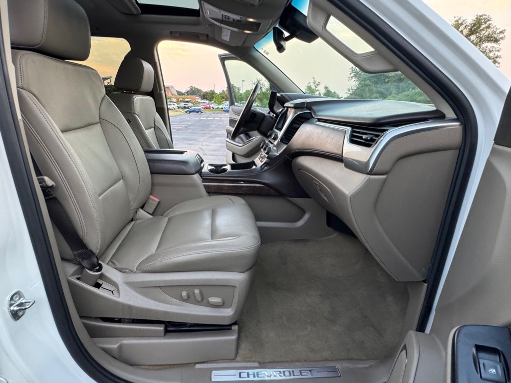 2017 Chevrolet Tahoe Image 14