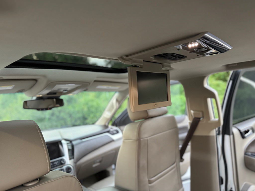 2017 Chevrolet Tahoe Image 25