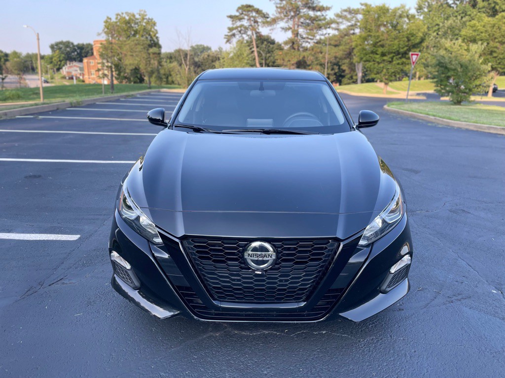 2019 Nissan Altima Image 2