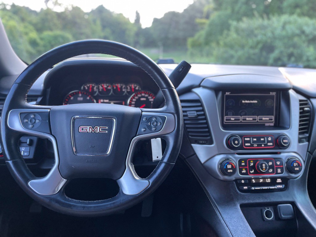 2015 GMC Yukon Image 18