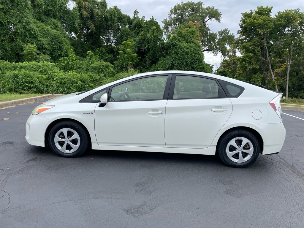 2015 Toyota Prius Image 3