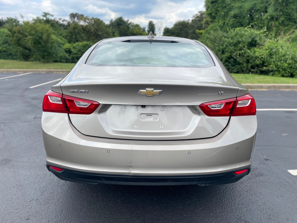 2023 Chevrolet Malibu Image 10