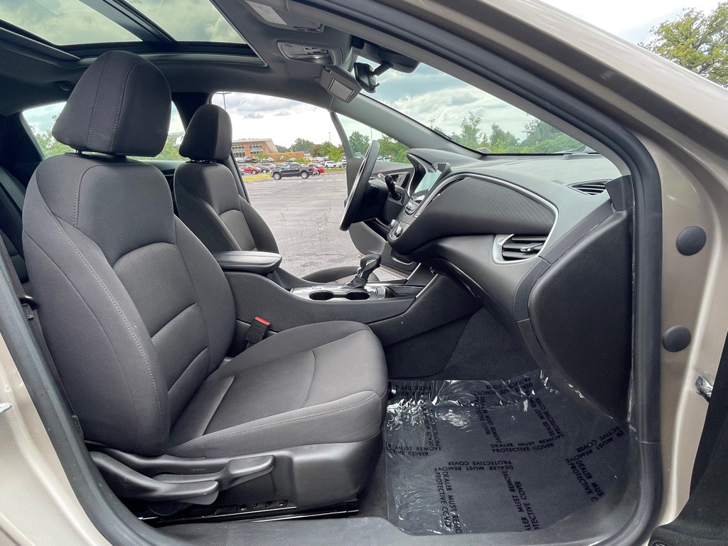 2023 Chevrolet Malibu Image 14