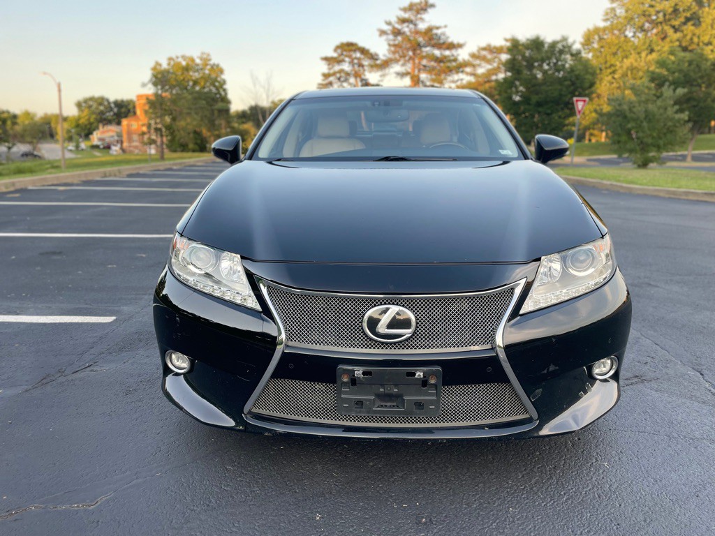 2015 Lexus ES 350 Image 5