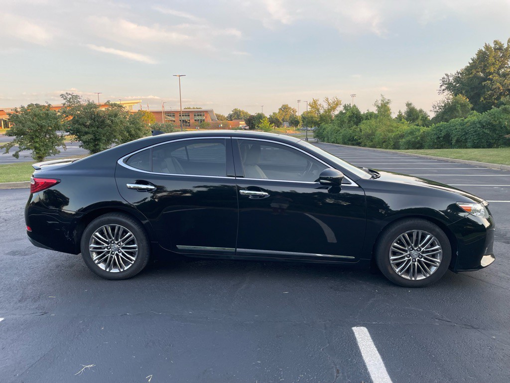 2015 Lexus ES 350 Image 6