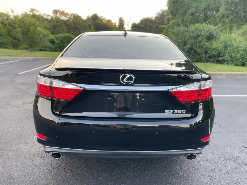 2015 Lexus ES 350 Image 8