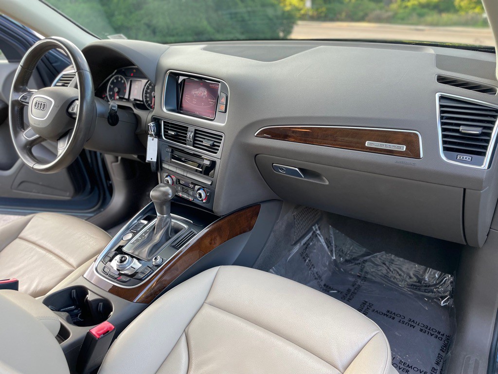 2015 Audi Q5 Image 17
