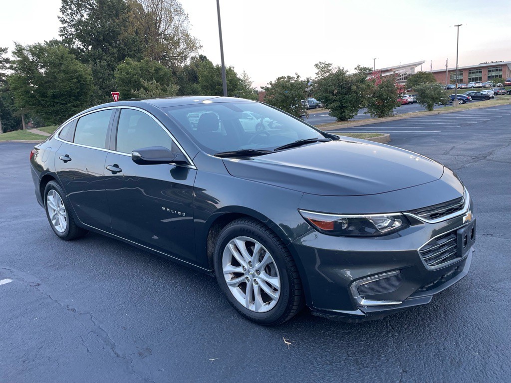 2017 Chevrolet Malibu Image 4