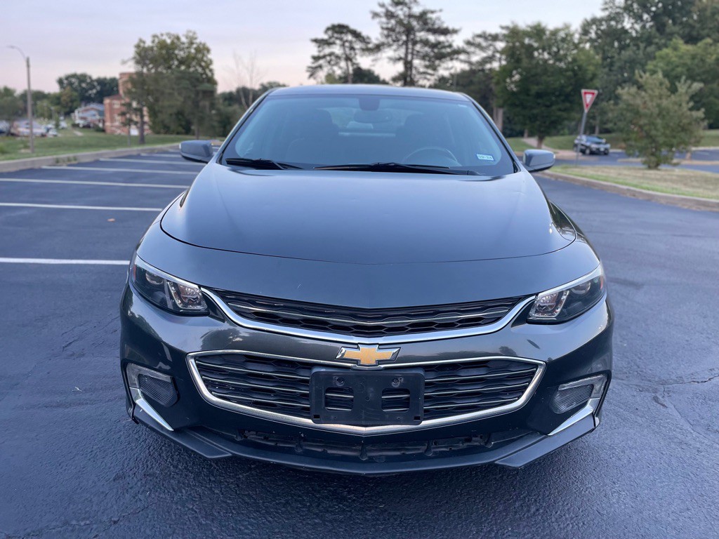 2017 Chevrolet Malibu Image 5