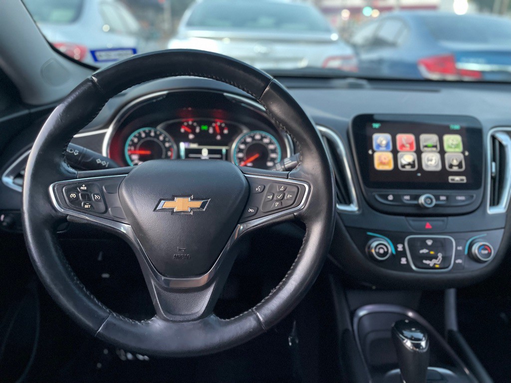 2017 Chevrolet Malibu Image 18