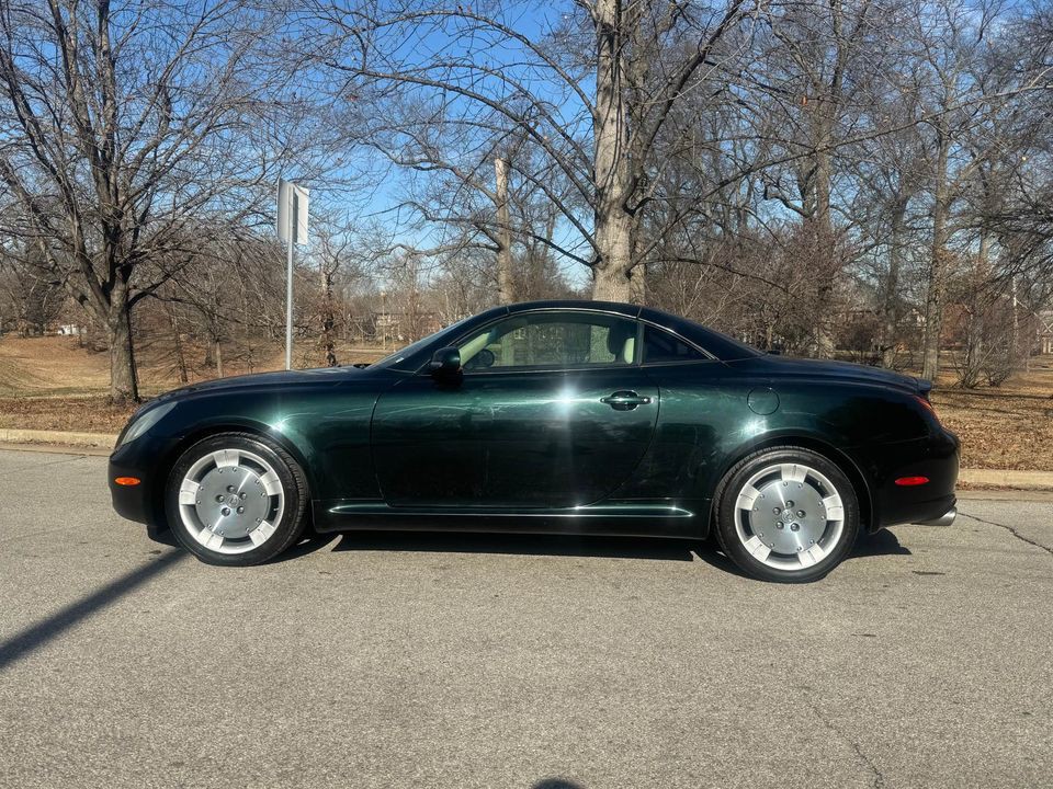 2002 Lexus SC Image 3