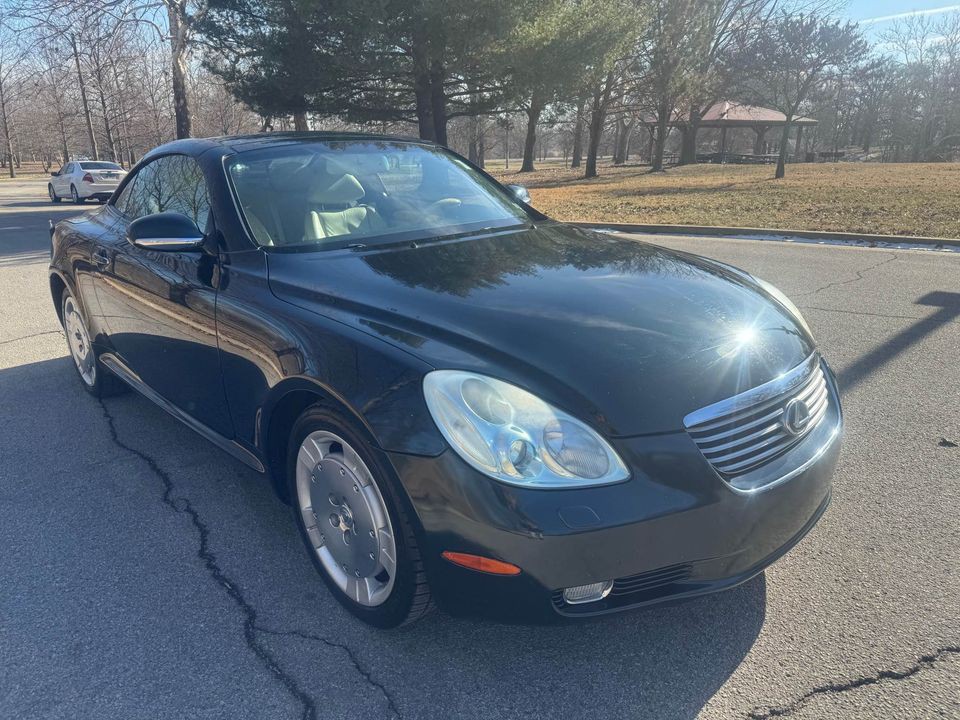 2002 Lexus SC Image 4