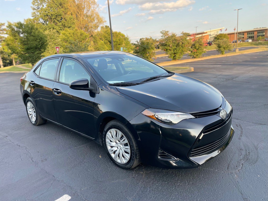 2017 Toyota Corolla Image 4