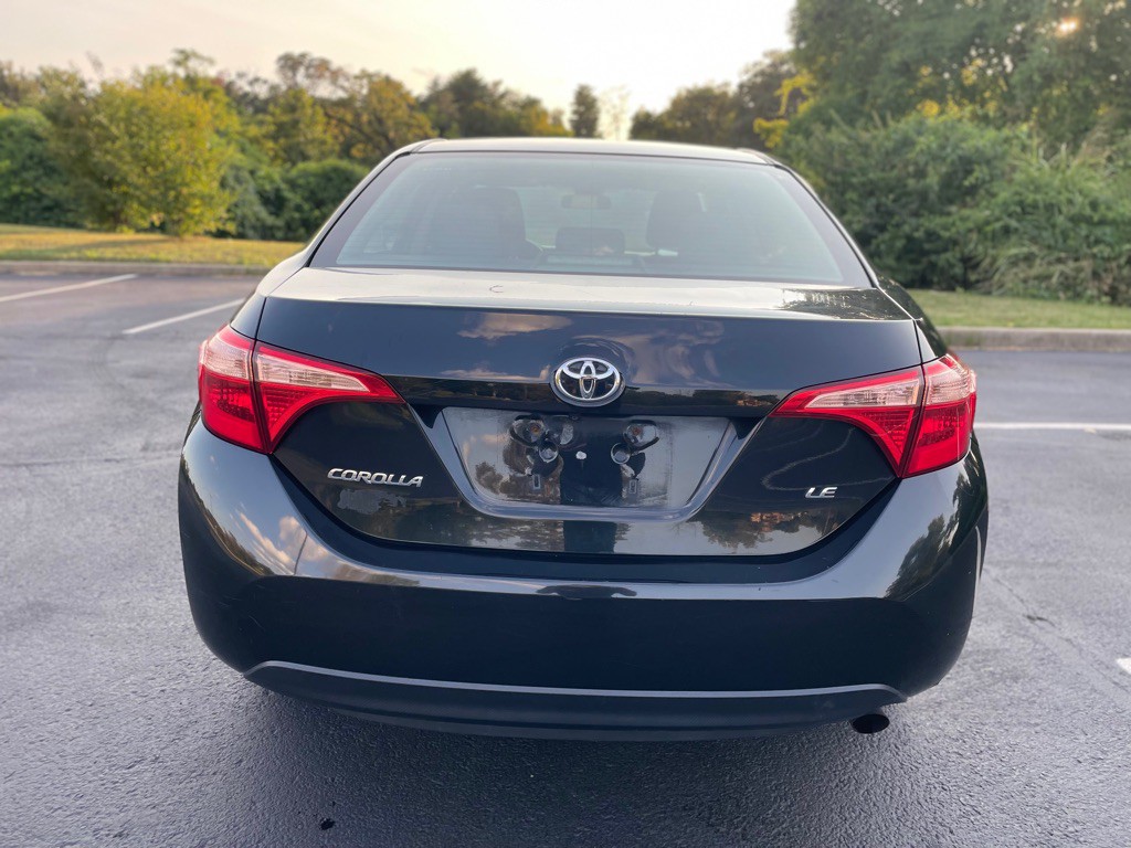2017 Toyota Corolla Image 10