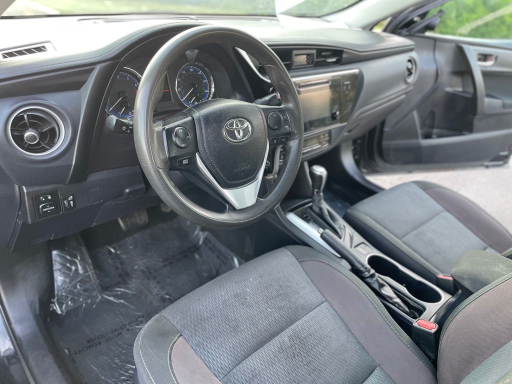 2017 Toyota Corolla Image 15