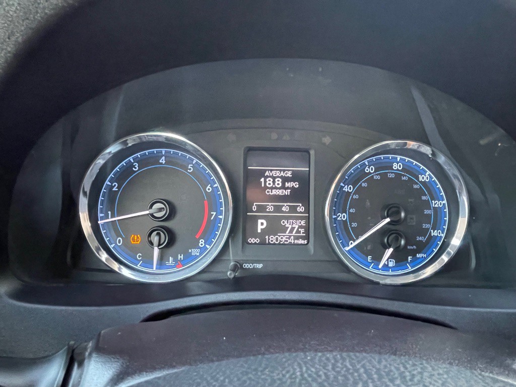 2017 Toyota Corolla Image 19