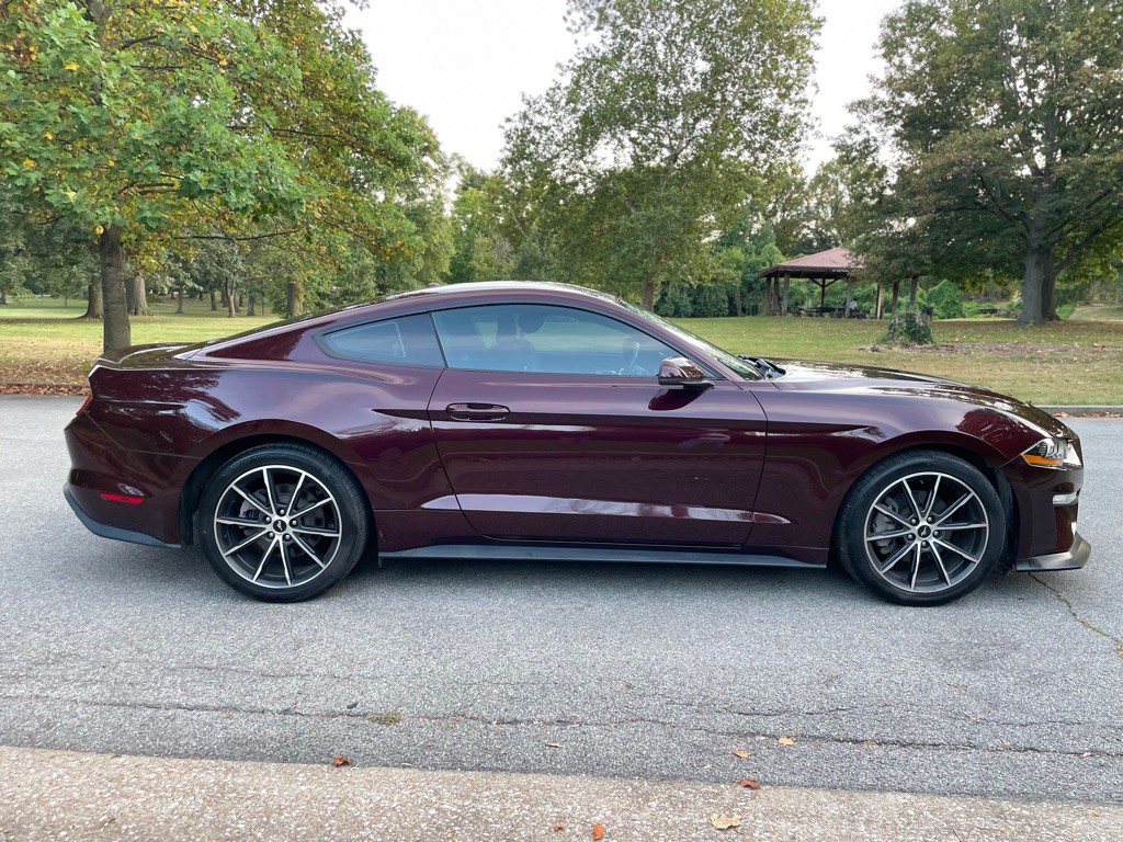 2018 Ford Mustang Image 6