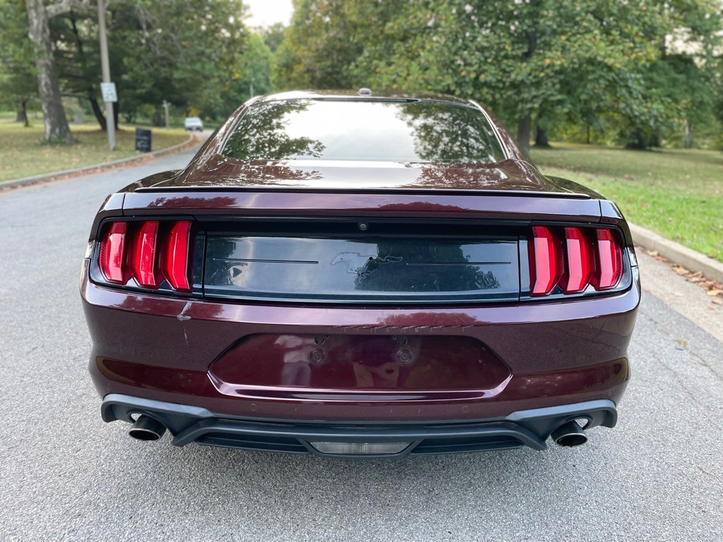 2018 Ford Mustang Image 10