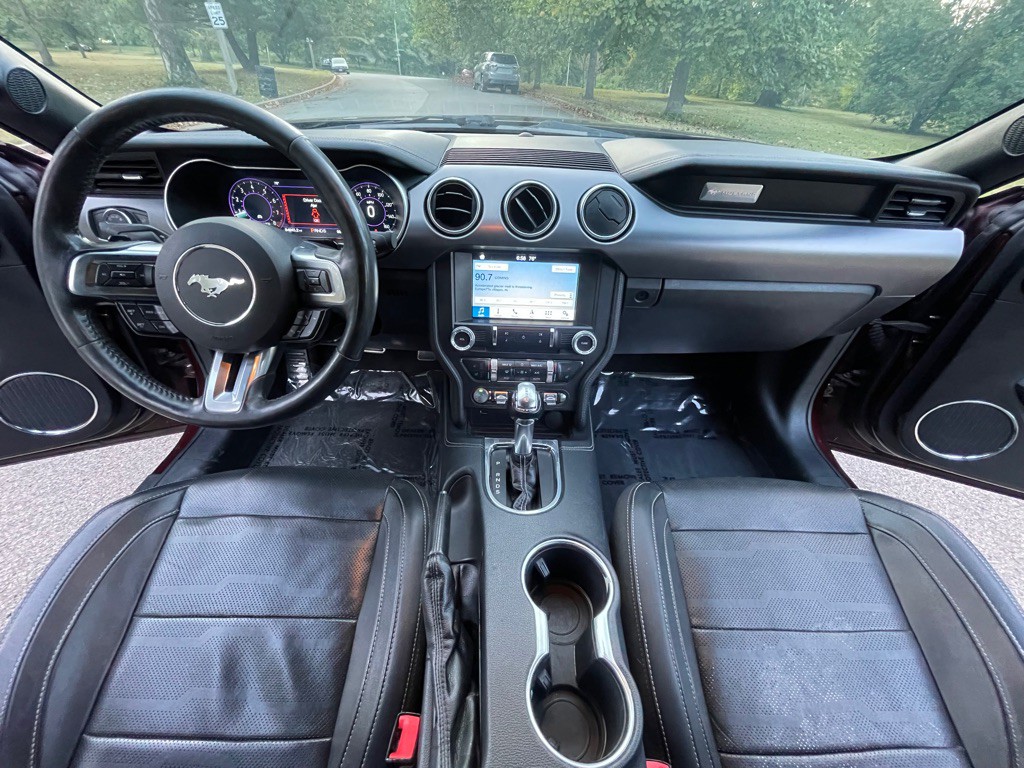2018 Ford Mustang Image 13