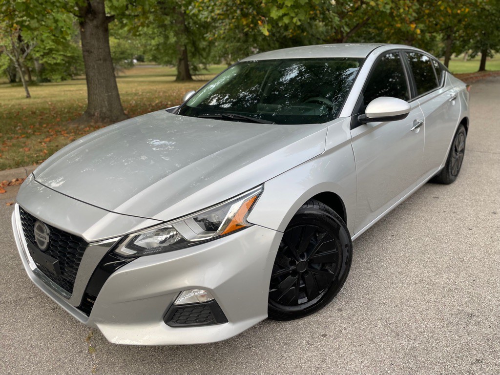 2020 Nissan Altima Image 27