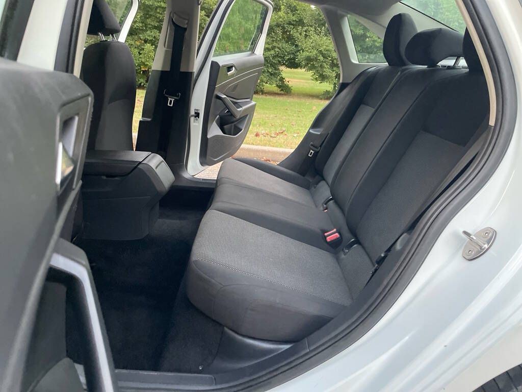 2020 Volkswagen Jetta Image 24