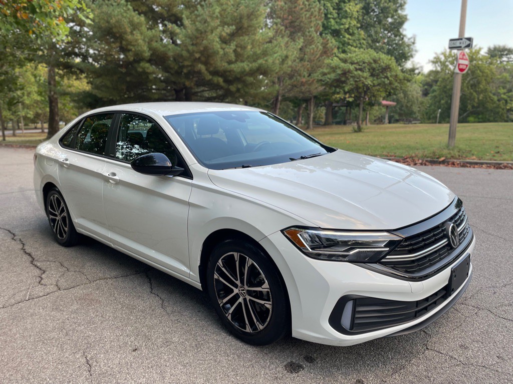 2024 Volkswagen Jetta Image 4