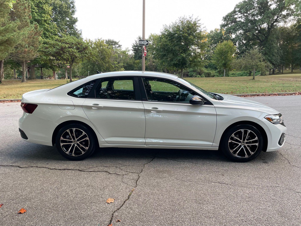 2024 Volkswagen Jetta Image 6