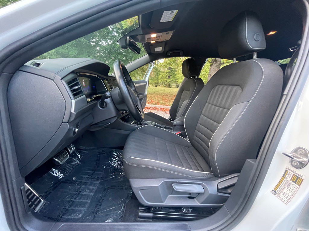 2024 Volkswagen Jetta Image 12