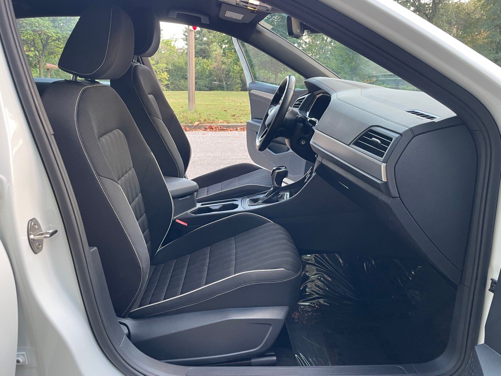 2024 Volkswagen Jetta Image 14