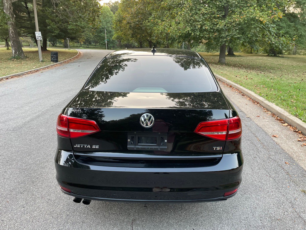 2015 Volkswagen Jetta Image 8