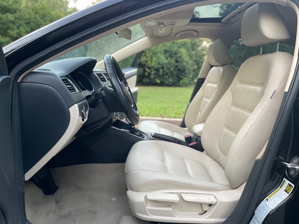 2015 Volkswagen Jetta Image 12