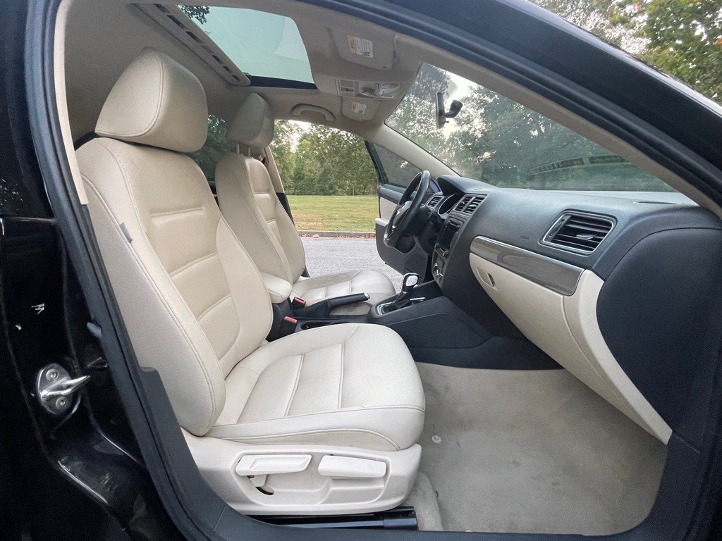 2015 Volkswagen Jetta Image 14