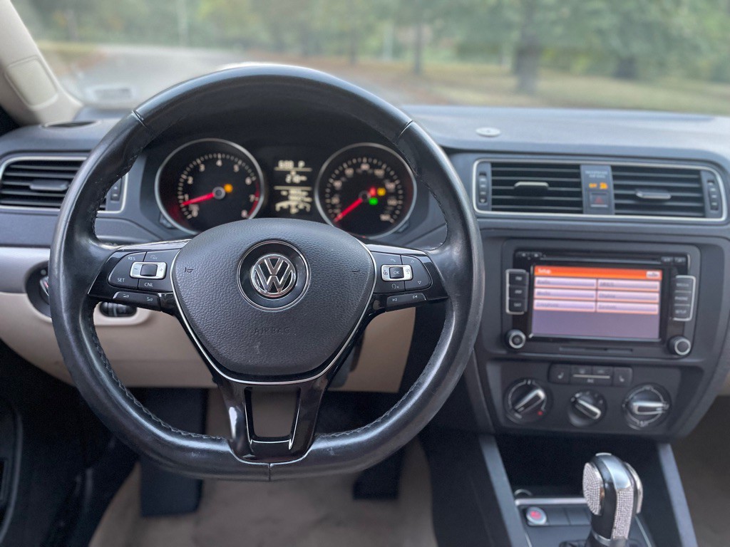 2015 Volkswagen Jetta Image 18
