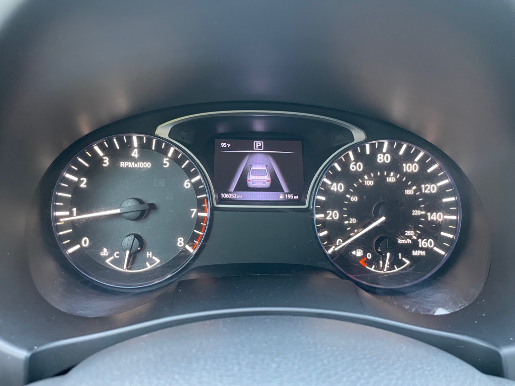 2016 Nissan Altima Image 19