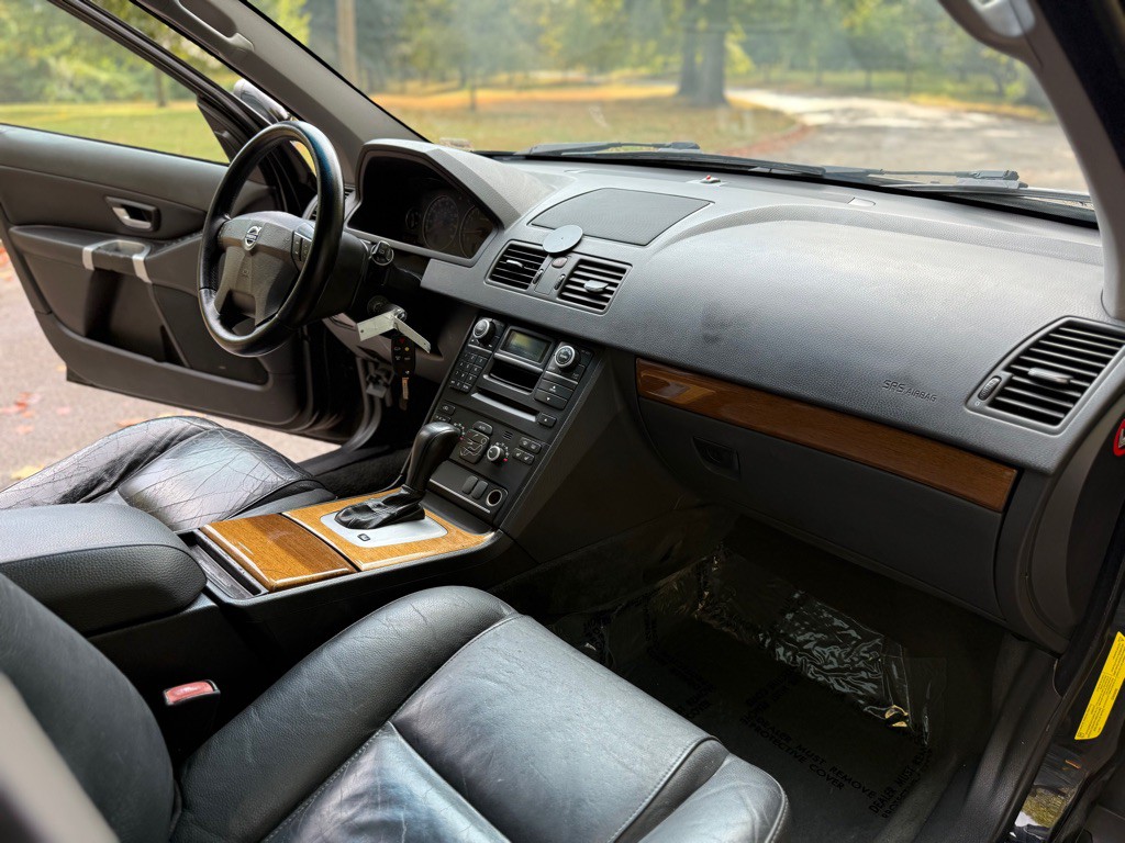 2008 Volvo XC90 Image 12