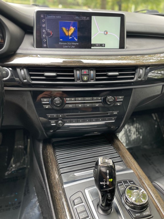 2017 BMW X5 Image 20