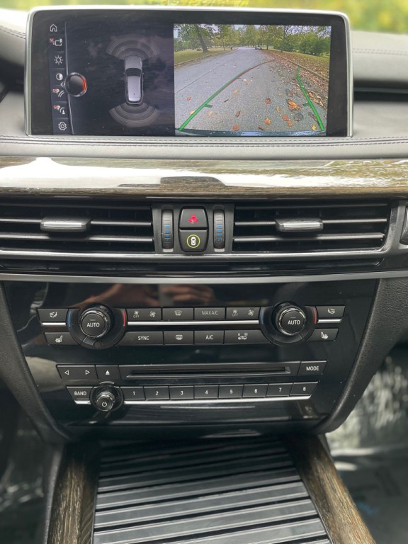 2017 BMW X5 Image 21