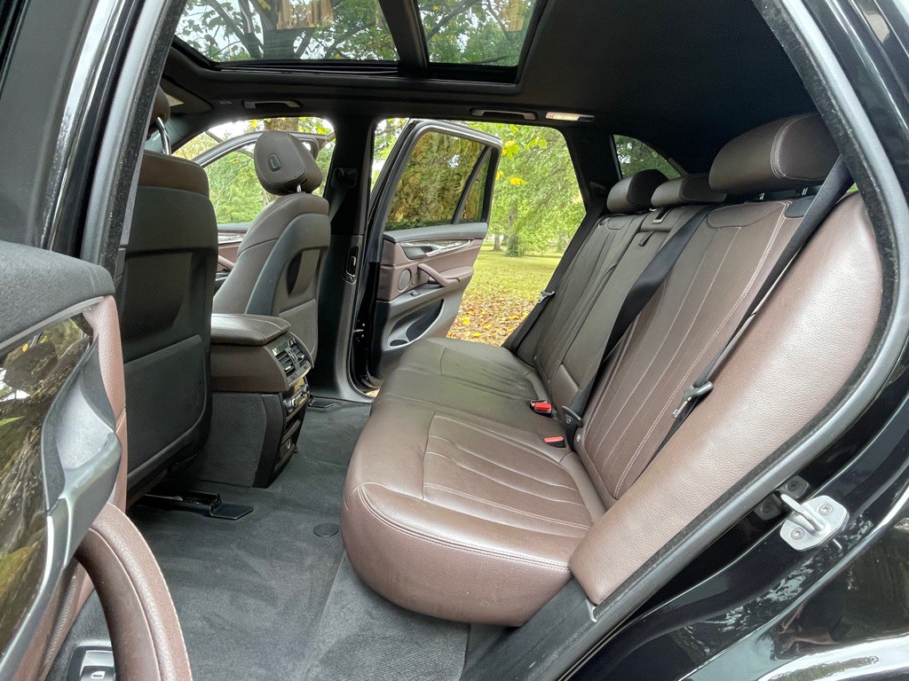 2017 BMW X5 Image 28