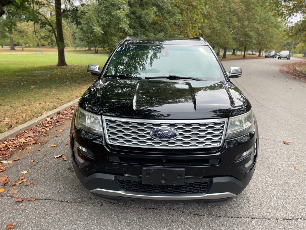 2016 Ford Explorer Image 2