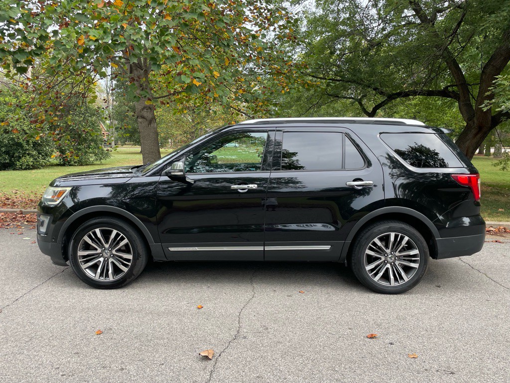 2016 Ford Explorer Image 3