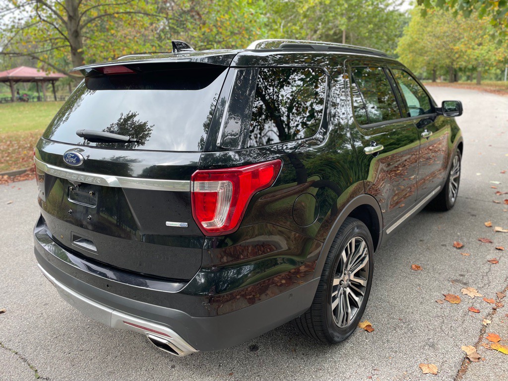 2016 Ford Explorer Image 9