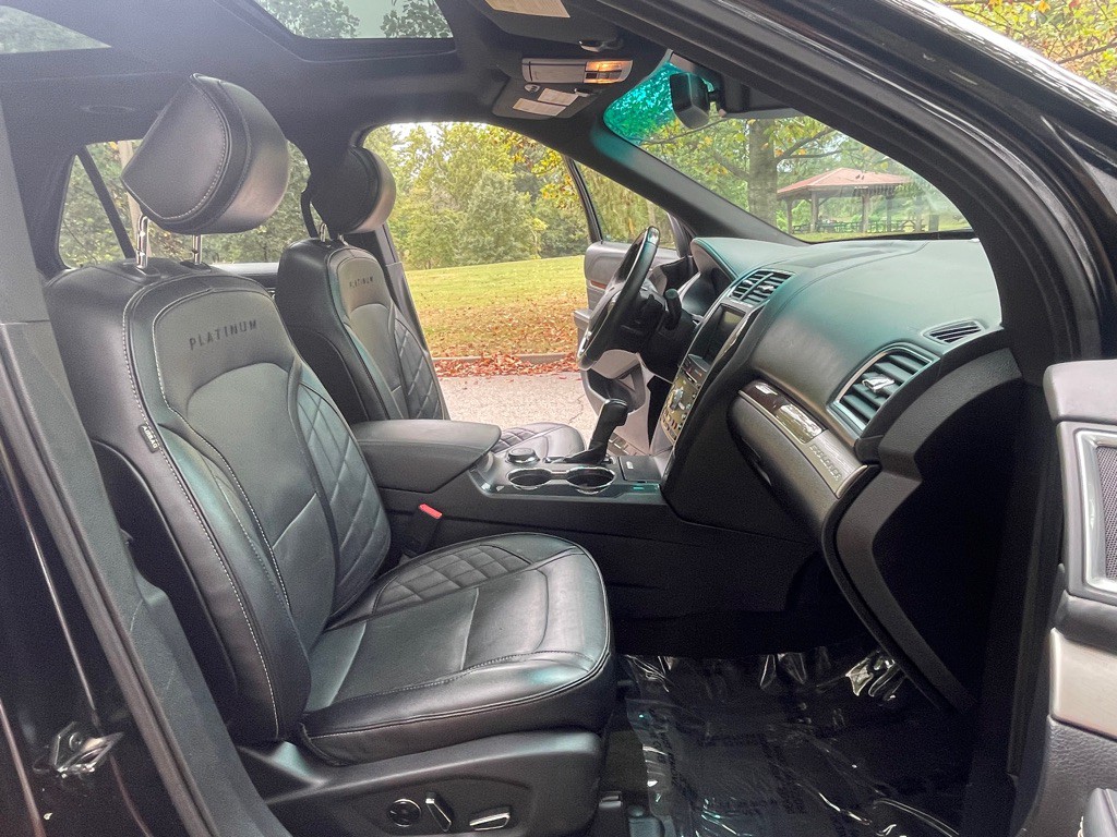 2016 Ford Explorer Image 14