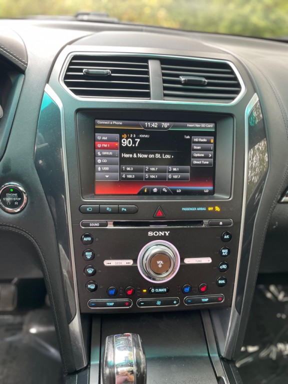 2016 Ford Explorer Image 20