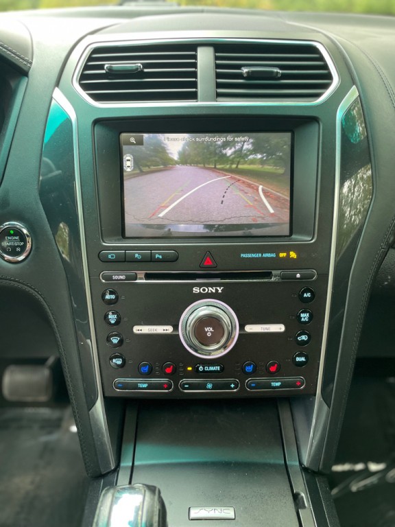 2016 Ford Explorer Image 21