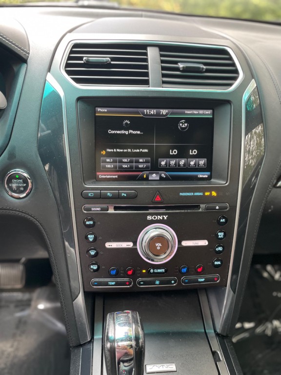 2016 Ford Explorer Image 22